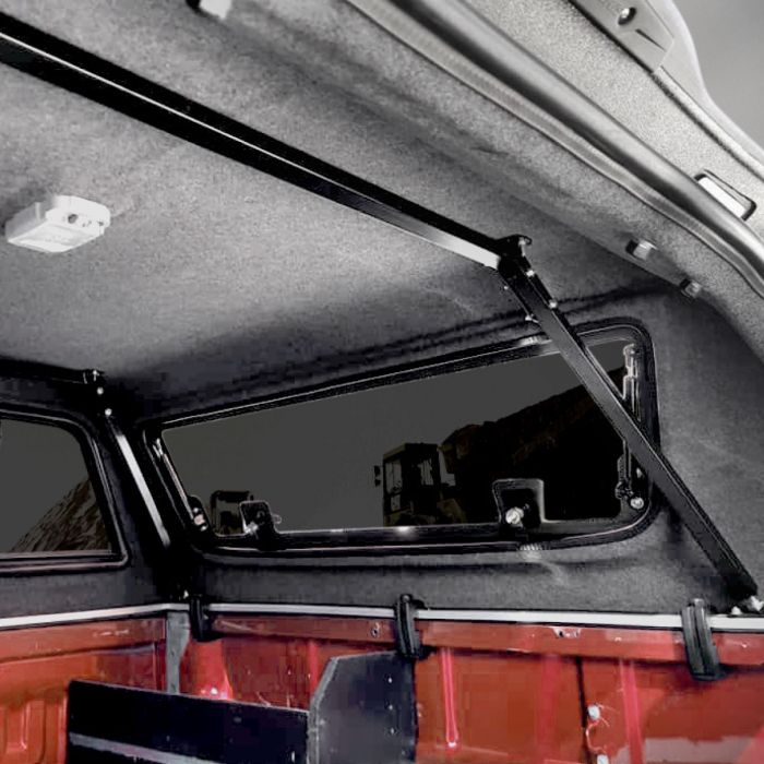 150kg Canopy FlexiRacks with internal supports and 6ft Tradesman